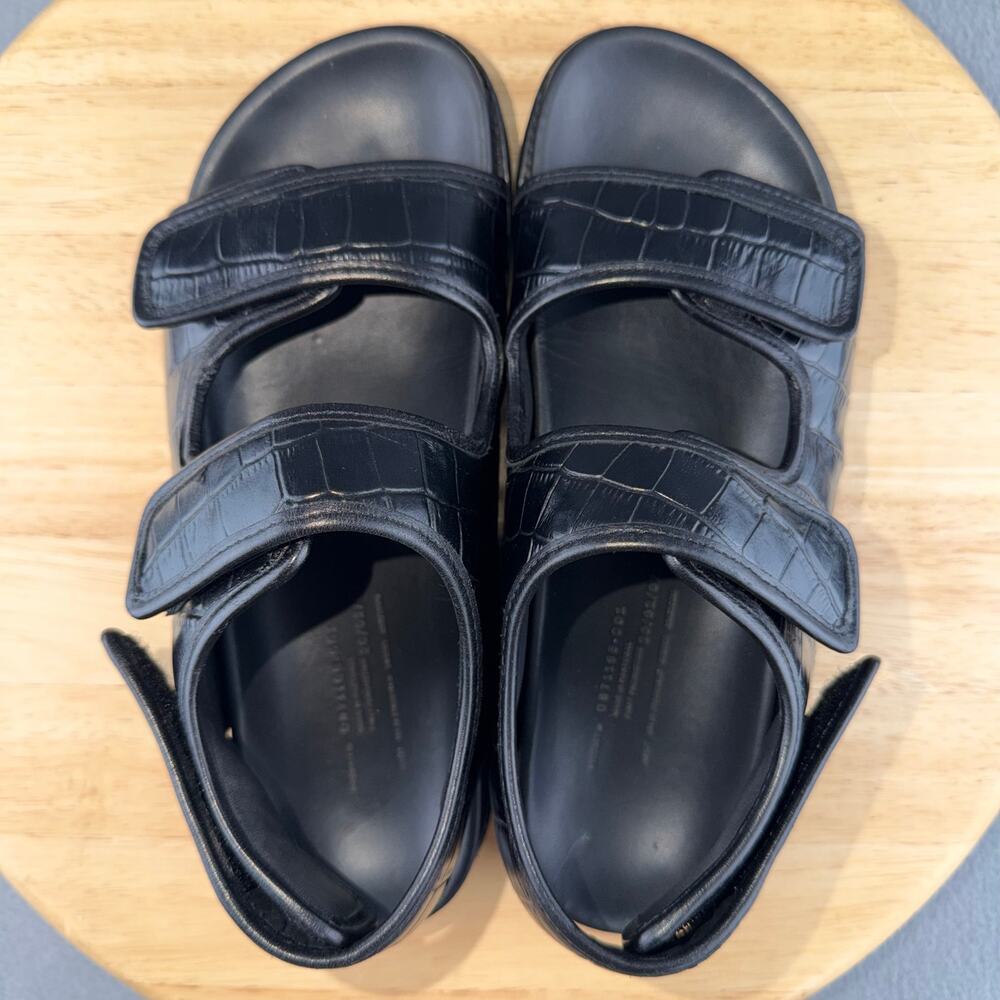 Arket Chunky Black Leather Sandals Croc Embossed Women’s Size 37 EU / 6 US - Picture 5 of 7
